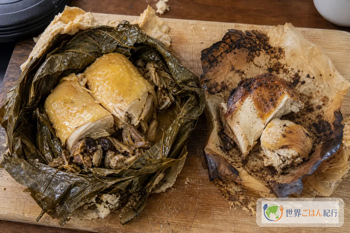 焼き上がりのよい叫化鶏と、乾いて破れた包みの状態を見比べた台所