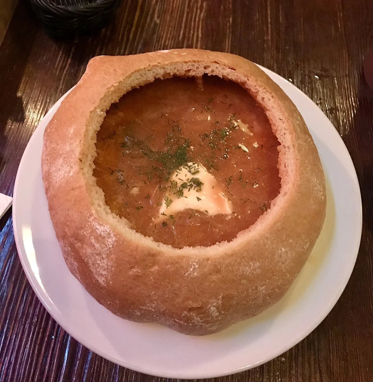 手順1: 牛肉で出汁を取る（1時間〜1時間半）