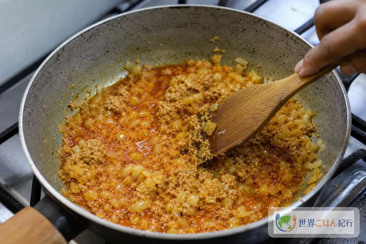 手順4: デンデ油で香味の土台を作る
